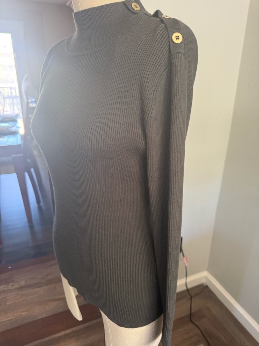 BNWT Cable & Gauge Forest Spruce Ribbed Mock Turtleneck. Size Medium - Picture 4 of 11